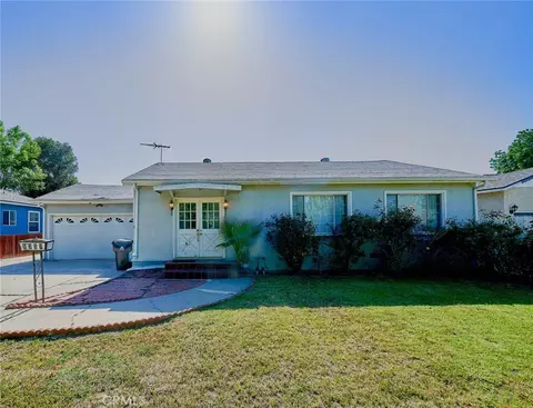 8357 Aura, Northridge, CA 91324