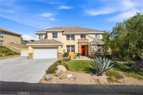 40949 Knoll Dr, Palmdale, CA 93551