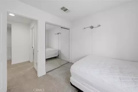 Bedroom - 19324 Opal Ln, Saugus, CA 91350 photo 4 of 5