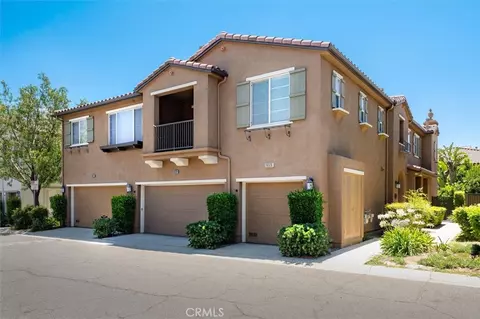 19324 Opal Ln, Saugus, CA 91350