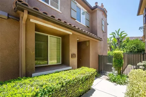Exterior - 19324 Opal Ln, Saugus, CA 91350 photo 3 of 10