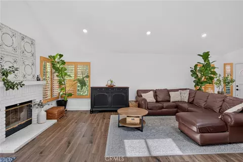 27827 Zion Ct, Castaic, CA 91384