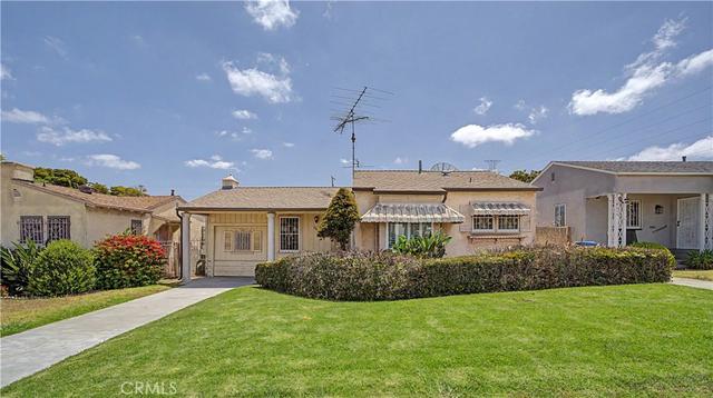 9640 La Salle, Los Angeles, CA 90047