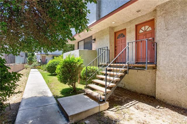 18410 Lull #1, Reseda, CA 91335