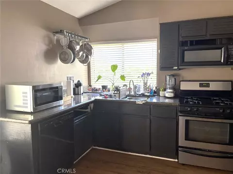 Kitchen - 22552 Barcotta Dr, Saugus, CA 91350 photo 1 of 1
