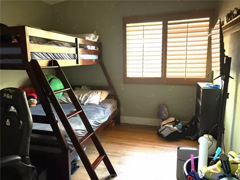 Bedroom - 22552 Barcotta Dr, Saugus, CA 91350 photo 2 of 2