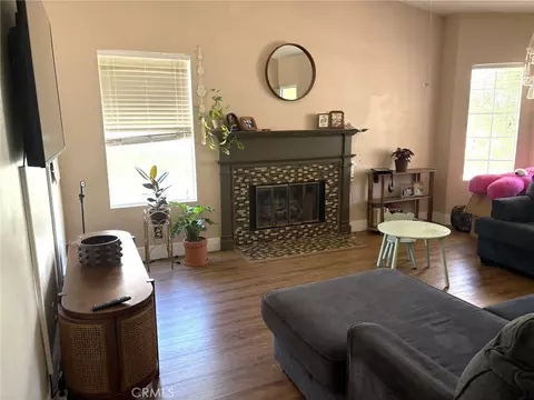 Living - 22552 Barcotta Dr, Saugus, CA 91350 photo 1 of 2