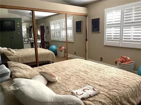 Bedroom - 22552 Barcotta Dr, Saugus, CA 91350 photo 1 of 2