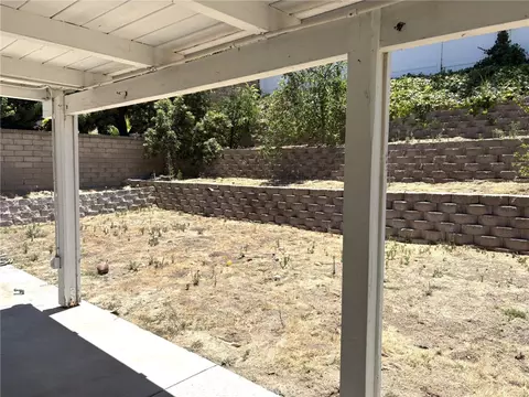 Exterior - 22552 Barcotta Dr, Saugus, CA 91350 photo 3 of 5
