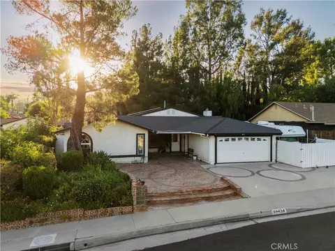 26859 Palacete Dr, Valencia, CA 91354