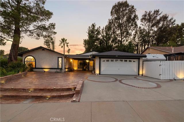 26859 Palacete Dr, Valencia, CA 91354