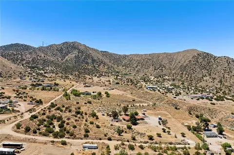 View/Area - 902 Searchlight Ranch Rd, Acton, CA 93510 photo 3 of 9