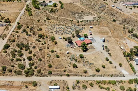 View/Area - 902 Searchlight Ranch Rd, Acton, CA 93510 photo 5 of 9