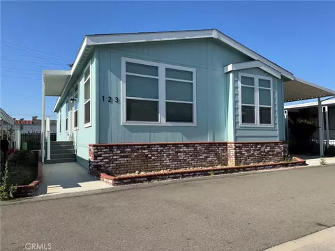8801 Eton #123, Canoga Park, CA 91304