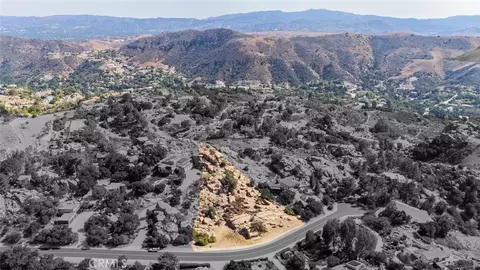 148 Stagecoach Rd, Bell Canyon, CA 91307 photo 3
