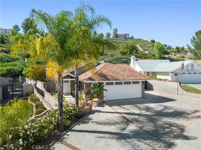 22825 Fir Ct, Santa Clarita, CA 91390