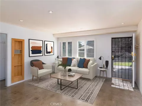 7129 Coldwater Cyn #8, North Hollywood, CA 91605