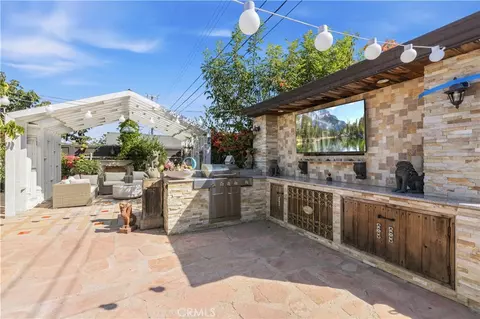 Exterior - 9363 Gullo, Pacoima, CA 91331 photo 12 of 23