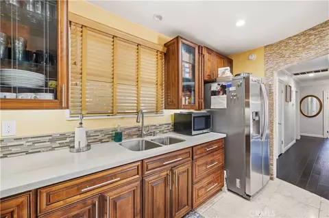 Kitchen - 9363 Gullo, Pacoima, CA 91331 photo 2 of 4