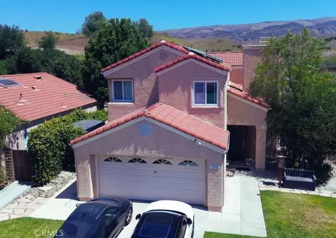 7252 Pecan Ave, Moorpark, CA 93021