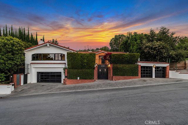 21520 Arcos, Woodland Hills, CA 91364