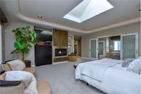 Bedroom - 13157 Chandler Blvd, Sherman Oaks, CA 91401 photo 4 of 8