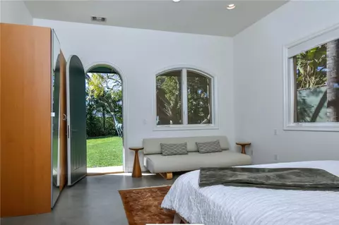 Bedroom - 13157 Chandler Blvd, Sherman Oaks, CA 91401 photo 6 of 8