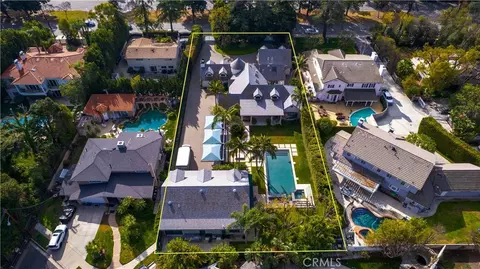 View/Area - 13157 Chandler Blvd, Sherman Oaks, CA 91401 photo 4 of 4
