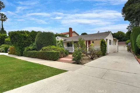 14451 Greenleaf St, Sherman Oaks, CA 91423