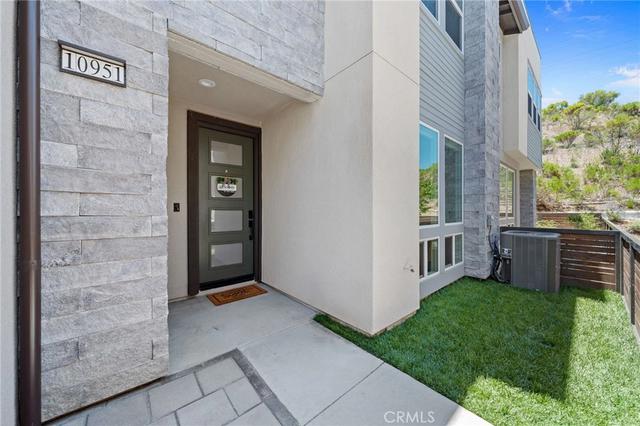 10951 Lotta Ct, San Diego, CA 92126