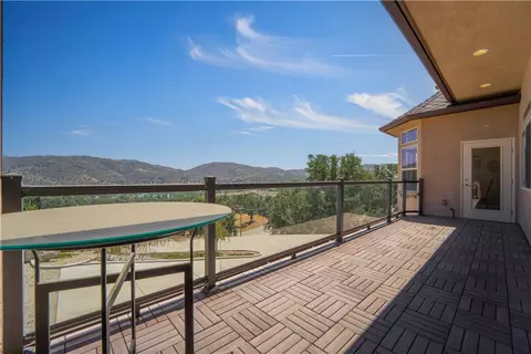 29801 Greenwater Dr, Tehachapi, CA 93561 photo 7