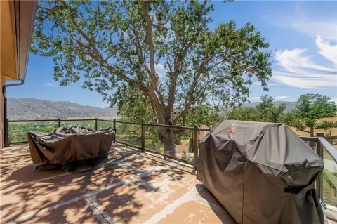 29801 Greenwater Dr, Tehachapi, CA 93561 photo 50