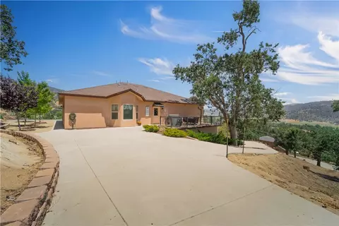 29801 Greenwater Dr, Tehachapi, CA 93561 photo 48