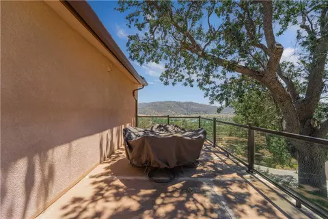 29801 Greenwater Dr, Tehachapi, CA 93561 photo 47