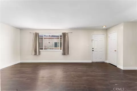 Living - 43465 30th W, Lancaster, CA 93536 photo 4 of 9