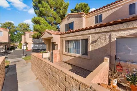 Exterior - 43465 30th W, Lancaster, CA 93536 photo 5 of 7