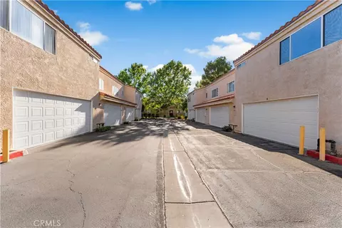 Exterior - 43465 30th W, Lancaster, CA 93536 photo 7 of 7