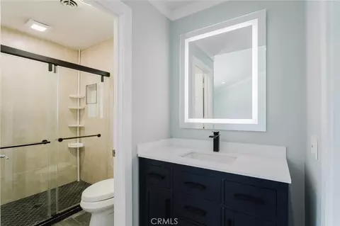 Bath - 43724 Secure Pl, Lancaster, CA 93536 photo 1 of 5