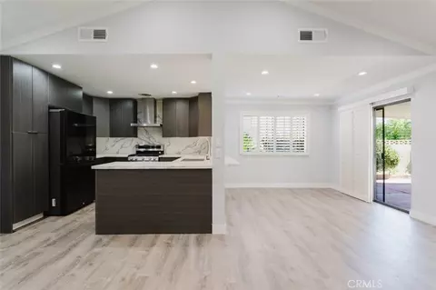 Entry Way - 43724 Secure Pl, Lancaster, CA 93536 photo 2 of 4