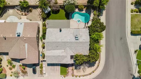 View/Area - 43724 Secure Pl, Lancaster, CA 93536 photo 3 of 6