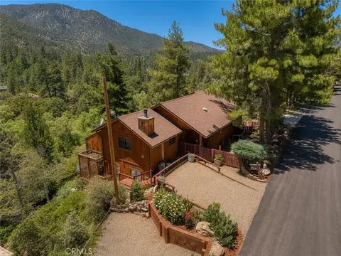 2431 Antelope Way, Pine Mountain Club, CA 93222