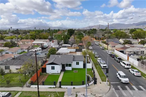 View/Area - 12871 Osborne St, Arleta, CA 91331 photo 4 of 4
