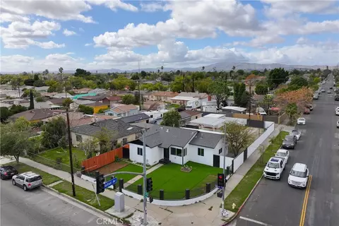 View/Area - 12871 Osborne St, Arleta, CA 91331 photo 3 of 4