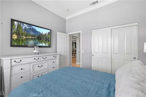 Bedroom - 2004 Turnberry Dr, Oxnard, CA 93036 photo 2 of 7