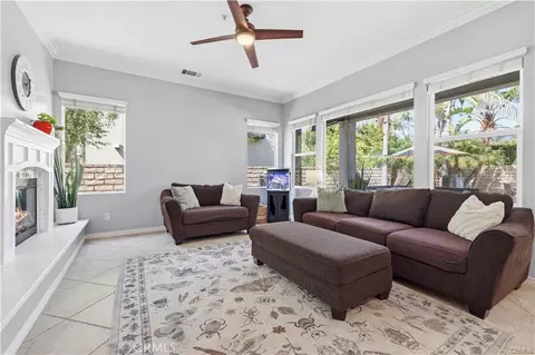 Living - 2004 Turnberry Dr, Oxnard, CA 93036 photo 3 of 3