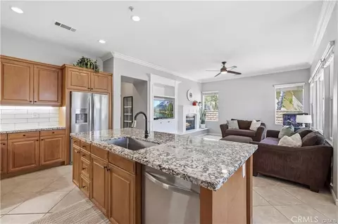 Kitchen - 2004 Turnberry Dr, Oxnard, CA 93036 photo 4 of 4