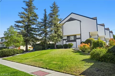 2615 Hermosa Ave #B, Montrose, CA 91020