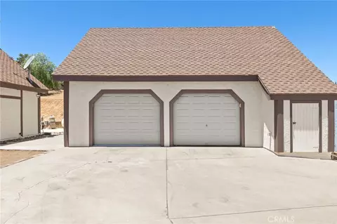 Exterior - 33923 53rd St W, Acton, CA 93510 photo 12 of 13