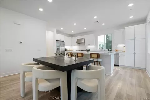 26799 Keystone Loop, Valencia, CA 91381 photo 14
