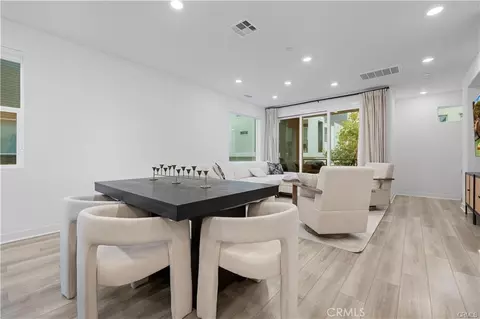 26799 Keystone Loop, Valencia, CA 91381 photo 11
